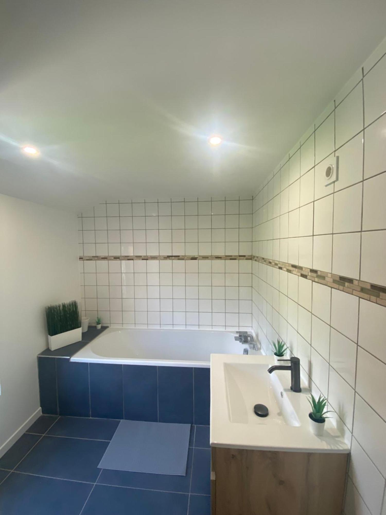 Villa Les Fayes House Isle Esterno foto